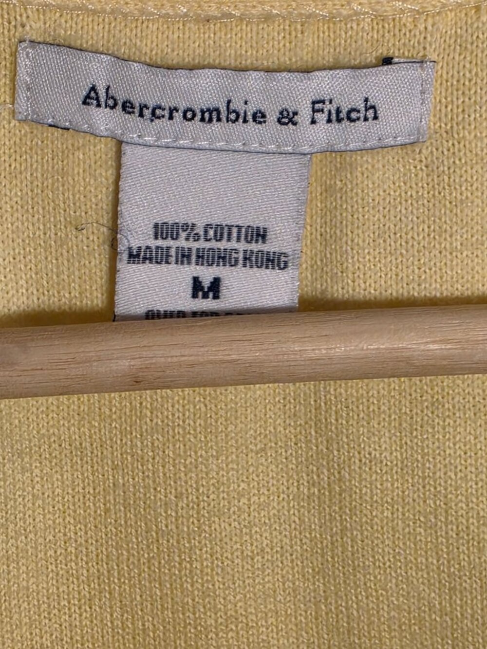 Abercrombie & Fitch Pastel Butter Yellow Cardigan, Soft Knit Classic Fit, Medium - Picture 3 of 8